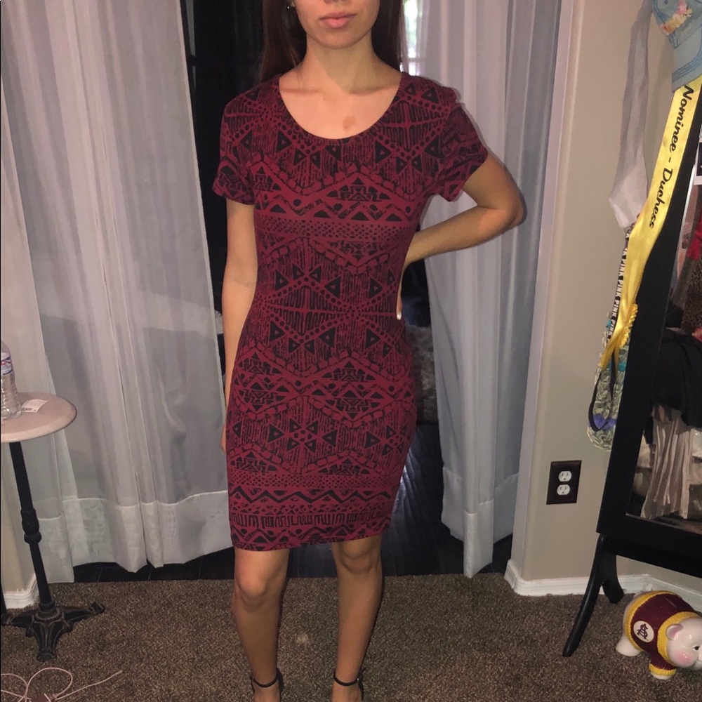 Maroon fitted Aztec mini dress